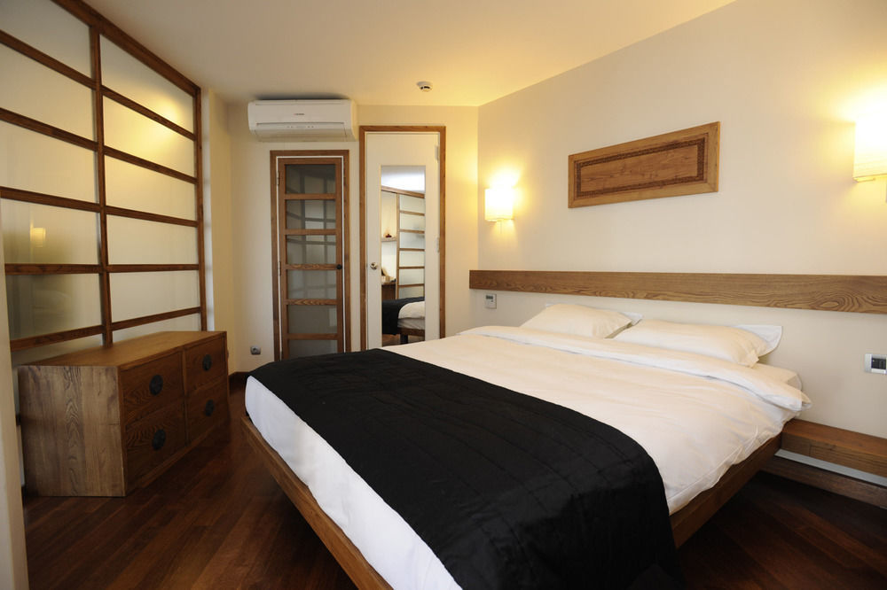 อิสตันบูลทักซิมสวีทส์ Hotel ภายนอก รูปภาพ