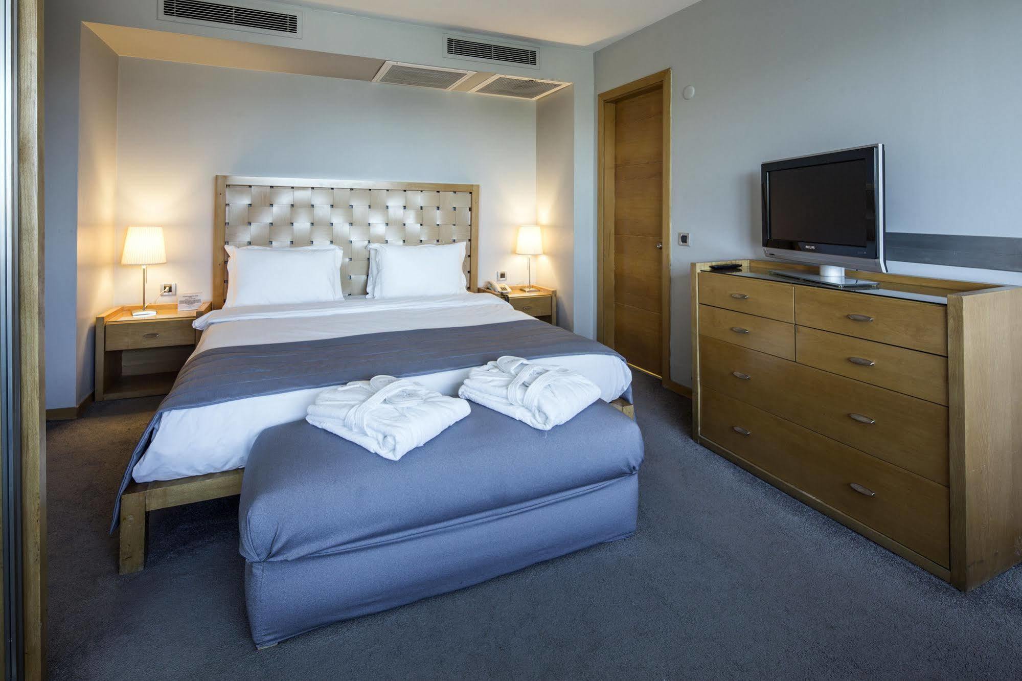 อิสตันบูลทักซิมสวีทส์ Hotel ภายนอก รูปภาพ